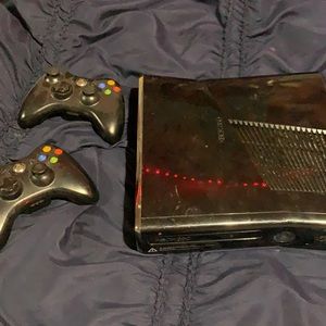 It’s in Xbox 360 it comes with 15 games to play with it new